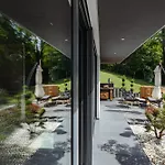 In The Vineyard With Pool, Hottub & Sauna