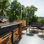 In The Vineyard With Pool, Hottub & Sauna Lendava