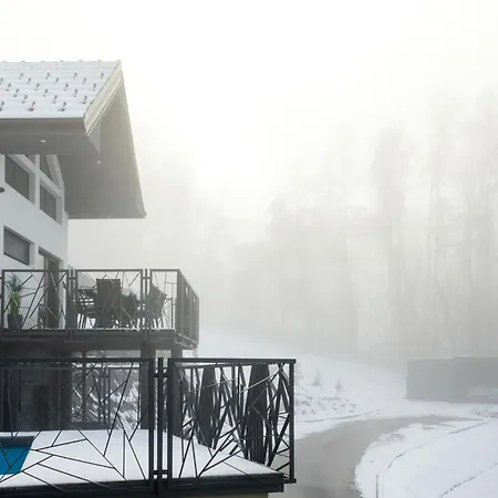 In The Vineyard With Pool, Hottub & Sauna