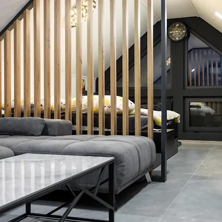 In The Vineyard With Pool, Hottub & Sauna