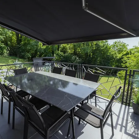 In The Vineyard With Pool, Hottub & Sauna Villa Lendava