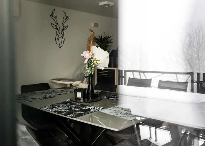 Villa In The Vineyard With Pool, Hottub & Sauna *