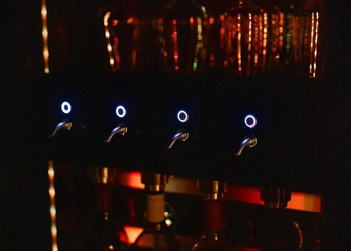 In The Vineyard With Pool, Hottub & Sauna ヴィラ レンダヴァ