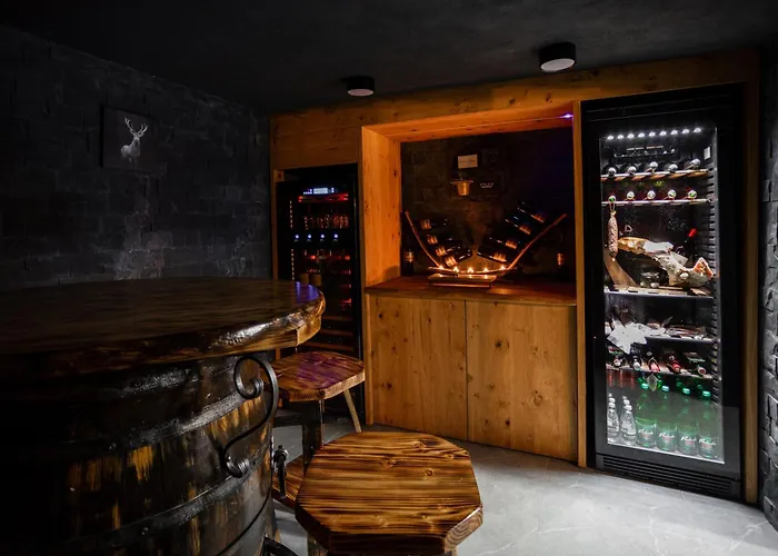 Villa In The Vineyard With Pool, Hottub & Sauna