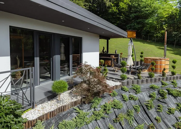 In The Vineyard With Pool, Hottub & Sauna ヴィラ レンダヴァ